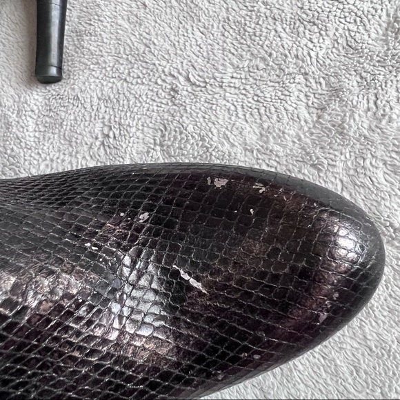 Stuart Weitzman Whoop Heel Leather Chelsea Ankle Boot Bootie Sable Viper Snake - Picture 11 of 13